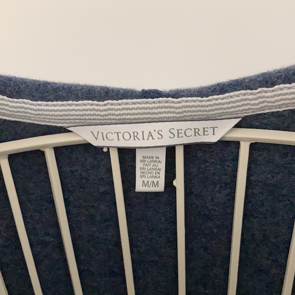 VICTORIA’S Secret drawstring hoodir - Picture 7 of 8